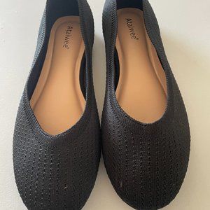 Ataiwee Memory Foam Black Flats